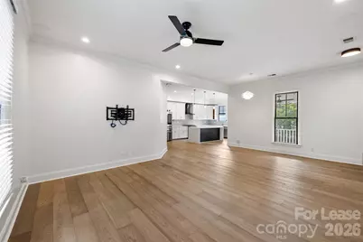 321 E Worthington Avenue, Charlotte, NC 28203 - Photo 7