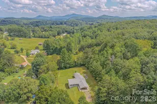 163 Meadowbrook Ln, Marion, NC 28752 - Photo 33
