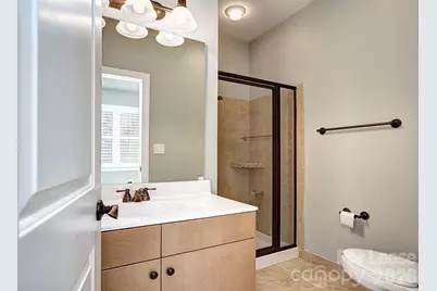 100 N Laurel Avenue, Charlotte, NC 28207 - Photo 7