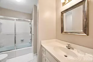 6836 Dumbarton Dr, Charlotte, NC 28210 - Photo 25
