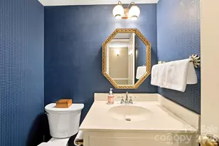 6836 Dumbarton Dr, Charlotte, NC 28210 - Photo 17