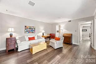 6836 Dumbarton Dr, Charlotte, NC 28210 - Photo 13
