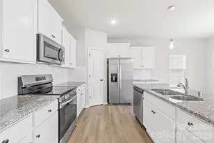 [Address not provided], Charlotte, NC 28215 - Photo 11
