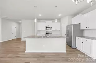 [Address not provided], Charlotte, NC 28215 - Photo 13