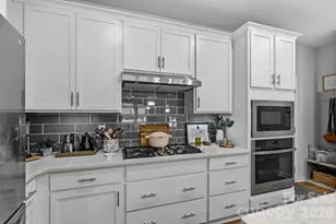 5471 Comiskey Aly, Kannapolis, NC 28081 - Photo 13