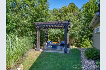 217 Hogans View Circle, Hendersonville, NC 28739 - Photo 39