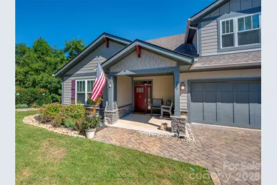 217 Hogans View Circle, Hendersonville, NC 28739 - Photo 3