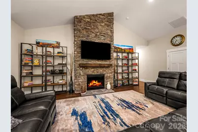 217 Hogans View Circle, Hendersonville, NC 28739 - Photo 17