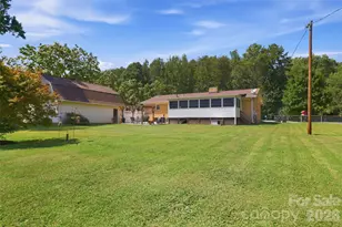 724 Hillcrest Dr, Bessemer City, NC 28016 - Photo 29