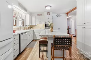 724 Hillcrest Dr, Bessemer City, NC 28016 - Photo 13