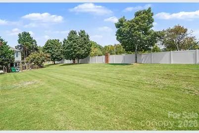 2410 Normancrest Court, Charlotte, NC 28270 - Photo 21