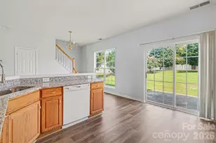 2410 Normancrest Ct, Charlotte, NC 28270 - Photo 9