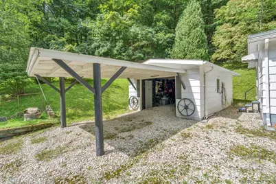 2850 Henson Creek Road, Newland, NC 28657 - Photo 17