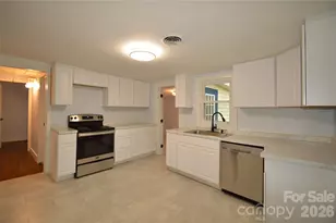 30 Porter St, Tryon, NC 28782 - Photo 17