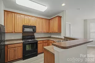 6858 Park Pl Dr, Charlotte, NC 28262 - Photo 7