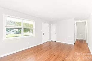 9307 Feldbank Dr, Charlotte, NC 28216 - Photo 5