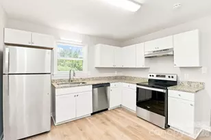 9307 Feldbank Dr, Charlotte, NC 28216 - Photo 3