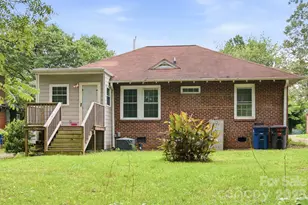 626 S Green St, Statesville, NC 28677 - Photo 7