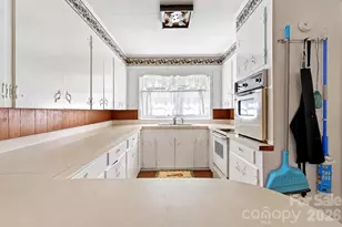 55 Edwards Dr, Nebo, NC 28761 - Photo 9