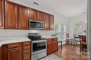 1628 Backcreek Ln, Gastonia, NC 28054 - Photo 9