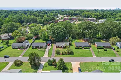 3029 Rosehill Drive, Charlotte, NC 28212 - Photo 3