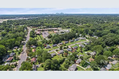 3029 Rosehill Drive, Charlotte, NC 28212 - Photo 7