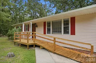 897 Community Ln, Lancaster, SC 29720 - Photo 5