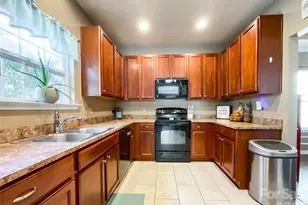1033 Mountain Laurel Ct, Matthews, NC 28104 - Photo 13