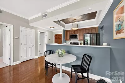 300 W 5th Street #318, Charlotte, NC 28202 - Photo 7