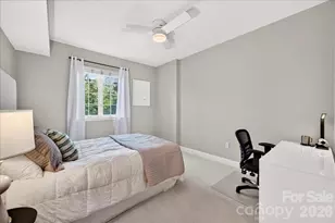 300 W 5th St, Charlotte, NC 28202 - Photo 21