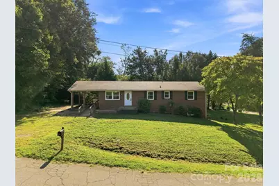 1021 S Caldwell Avenue, Newton, NC 28658 - Photo 37