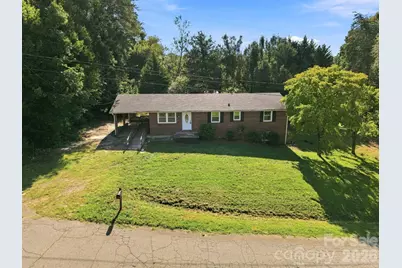 1021 S Caldwell Avenue, Newton, NC 28658 - Photo 35