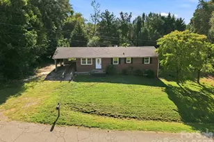 1021 S Caldwell Ave, Newton, NC 28658 - Photo 35