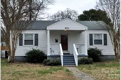 651 Melbourne Court, Charlotte, NC 28209 - Photo 1