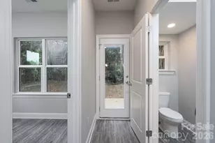 207 E Elm St, Shelby, NC 28150 - Photo 5