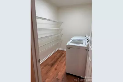 8428 Panglemont Drive, Charlotte, NC 28269 - Photo 7
