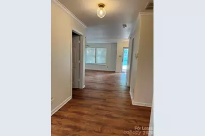 8428 Panglemont Drive, Charlotte, NC 28269 - Photo 5