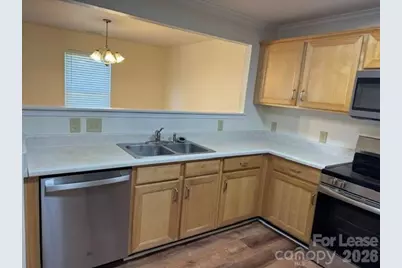 8428 Panglemont Drive, Charlotte, NC 28269 - Photo 3