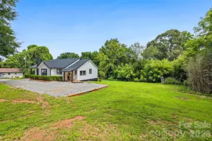 406 Green St, Lincolnton, NC 28092 - Photo 3