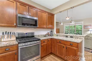 308 Fennel Dun Cir, Candler, NC 28715 - Photo 11