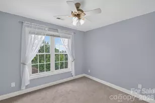 7940 Oakmont Ct, Hickory, NC 28602 - Photo 35