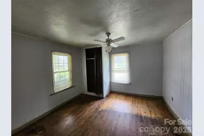 198 Fayetteville Street, Asheville, NC 28806 - Photo 9