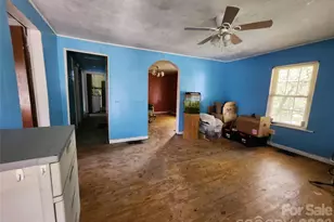 198 Fayetteville St, Asheville, NC 28806 - Photo 3