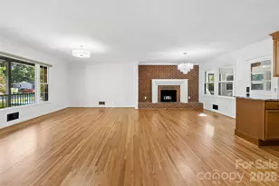 4200 Murrayhill Rd, Charlotte, NC 28209 - Photo 13