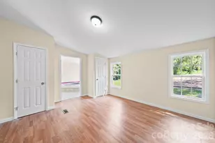 126 Pisgah Church Rd, Statesville, NC 28625 - Photo 11