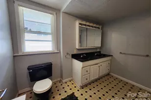 63 Westover Dr, Asheville, NC 28801 - Photo 17