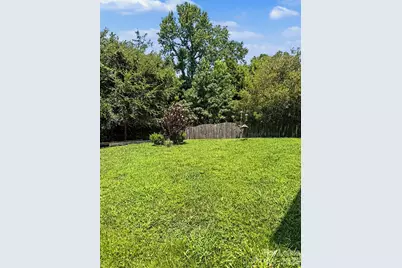 2717 Forest Grove Court, Charlotte, NC 28269 - Photo 3