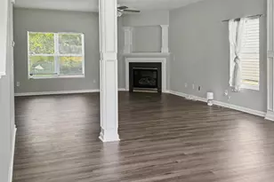 2717 Forest Grove Ct, Charlotte, NC 28269 - Photo 19