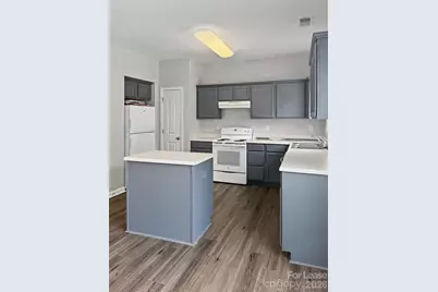 2717 Forest Grove Court, Charlotte, NC 28269 - Photo 13