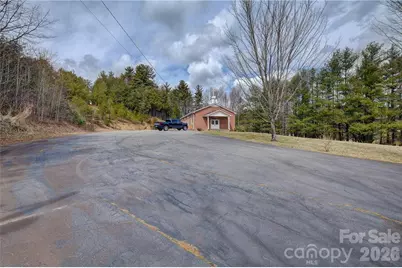 12348 US Hwy 19 Highway E, Spruce Pine, NC 28777 - Photo 3